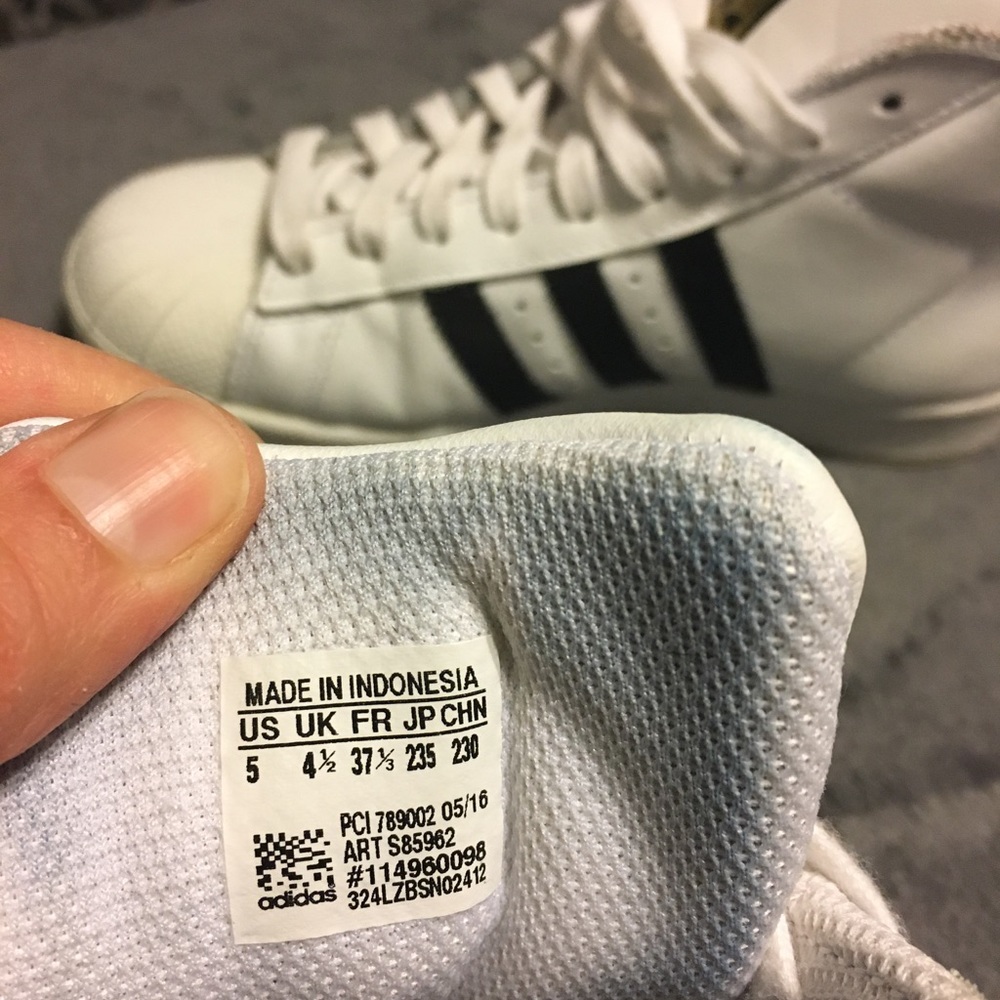 Adidas superstar high tops Excellent condition - Picture 3 of 3